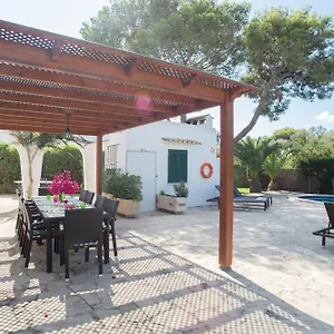 https://dos-pinos.balearic-islands.net